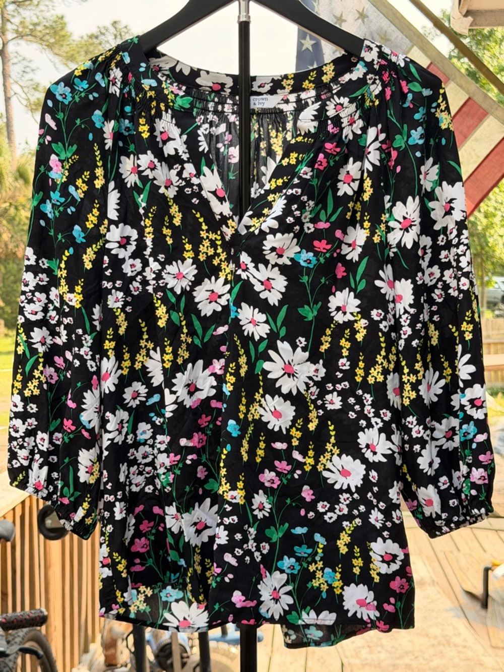 crown & ivy Black Floral V-Neck Blouse with Pink, Yellow & Teal Accents Sz M